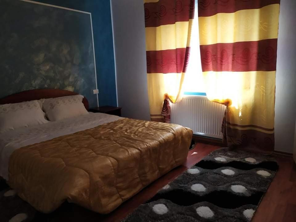 Pensiunea 3Flori De Colt Hotel Statjunea Borsa Bagian luar foto
